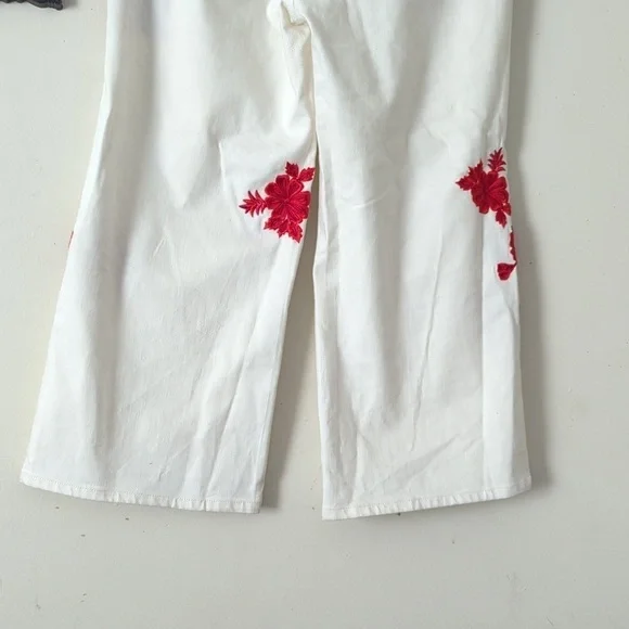 Banana Republic Wide Leg Embroidered Jeans - Picture 6 of 12